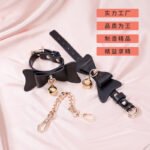 sm道具套装带收纳包 蝴蝶结铃铛项圈 情趣手脚铐硅胶口球流苏皮鞭 - Image 2